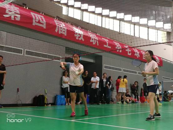 說(shuō)明: E:\photo\2019年\20190423-24-羽毛球\IMG_20190424_164451.jpg